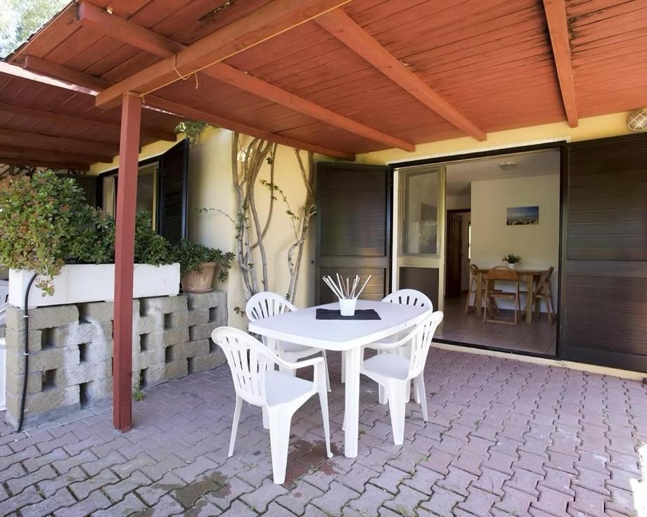 Villa Conti Residence Лакона Экстерьер фото